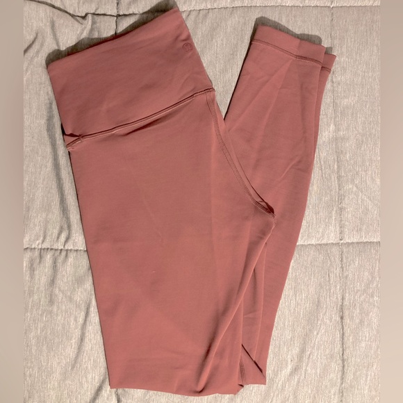 Lululemon Crisscross Waistband 28” Leggings Size 8 - Picture 1 of 3